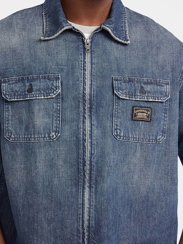 GUESS Comfort fit Button Up Shirt in Blue