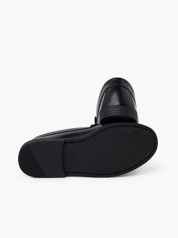 Chaussure basse Pisamonas en noir