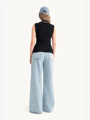 Top di Hiccup in nero