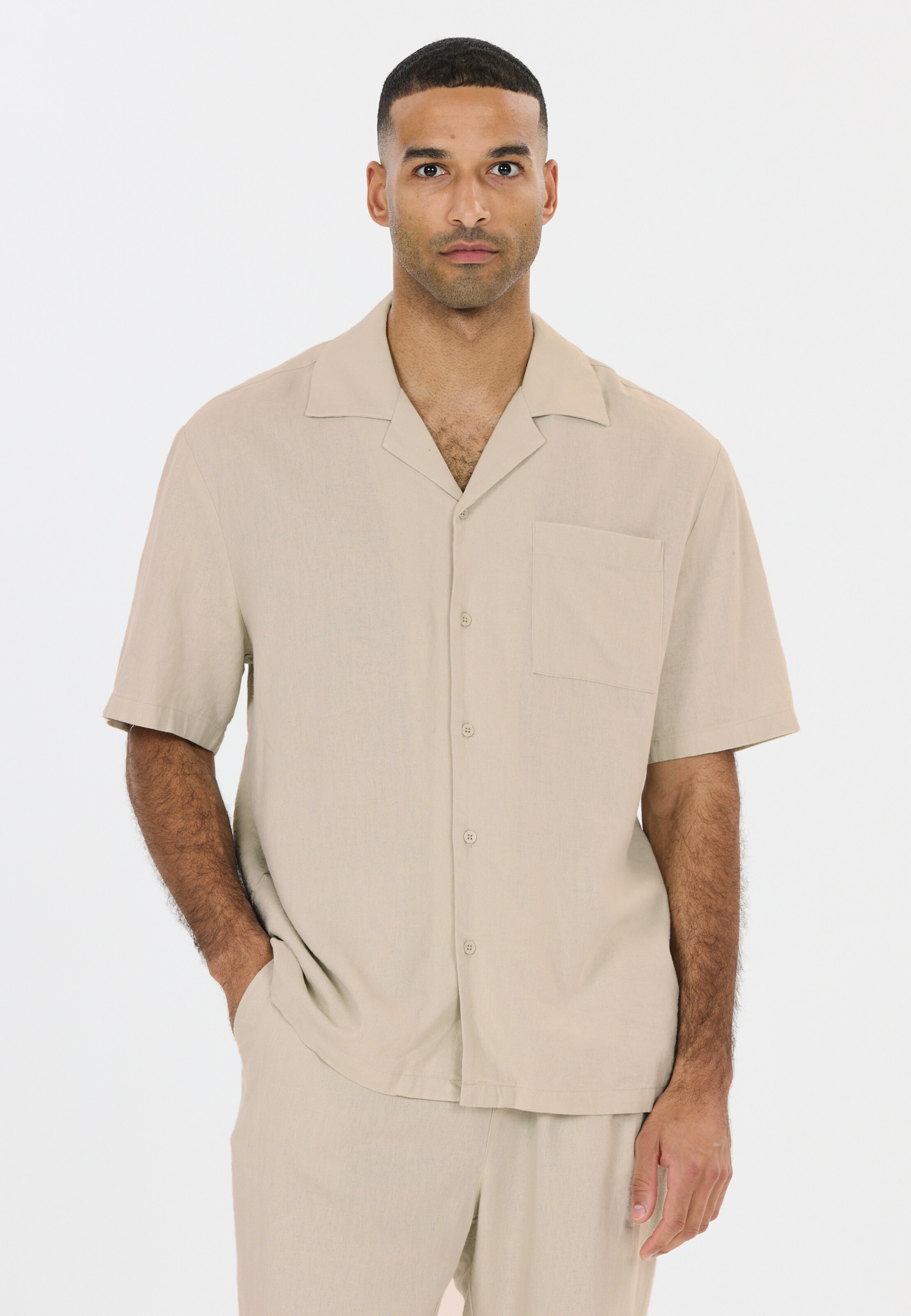 NOU Regular fit Button Up Shirt 'Dalan' in Beige: front
