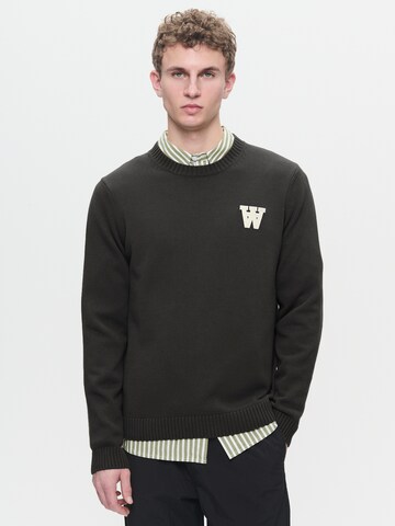 Pull-over 'TAY' WOOD WOOD en marron : devant