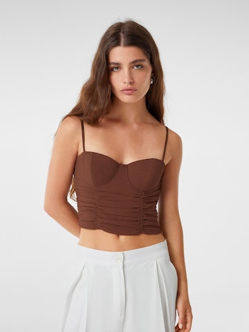 Bershka Top in Bruin: voorkant