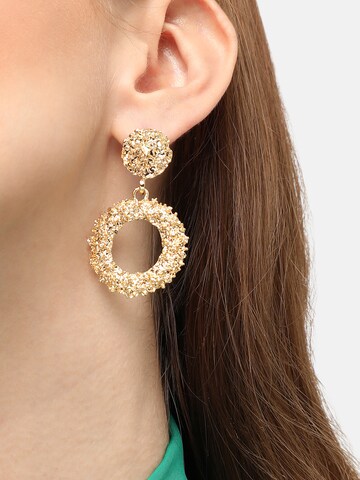 Orecchini 'Lavleen' di SOHI in oro: frontale