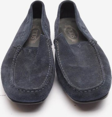 Tod's Flats & Loafers in 42 in Blue