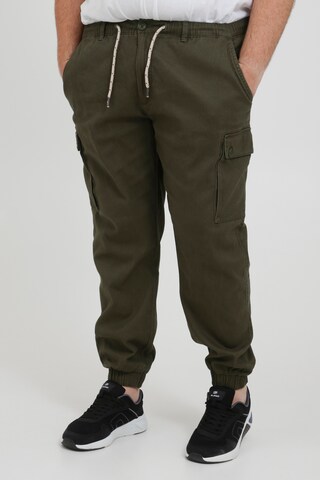 Blend Big Tapered Cargo Pants in Green: front