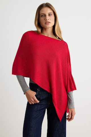 Cape Trendyol en rouge : devant
