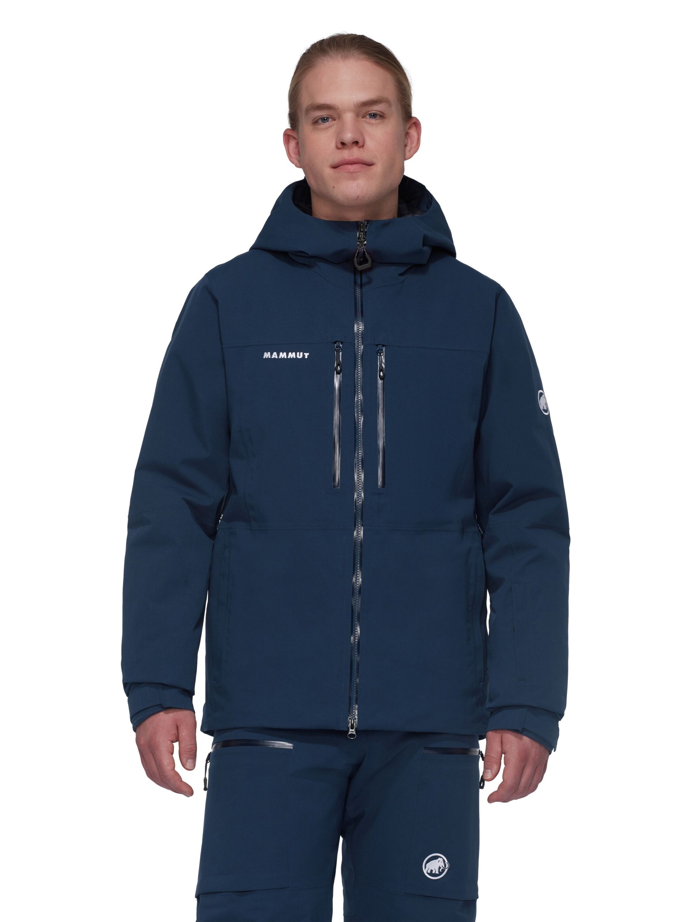 MAMMUT Outdoor jacket in Blue: front