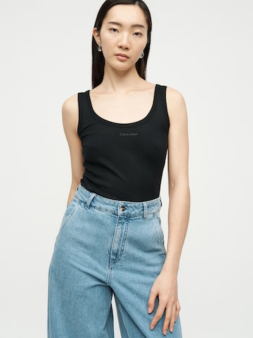 Calvin Klein Топ в черно