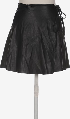 Bershka Skirt in XS in Black: front