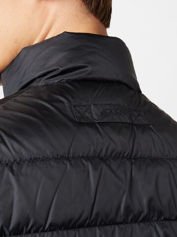 GANT Winter Jacket in Black