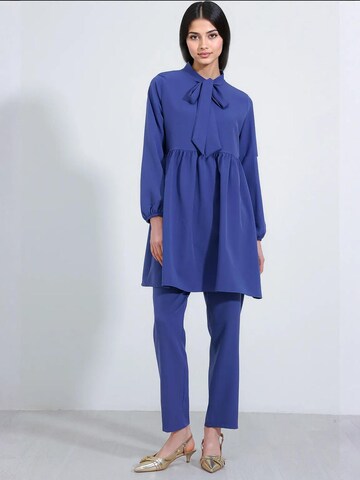 Bigdart - Calças de fato em azul: frente