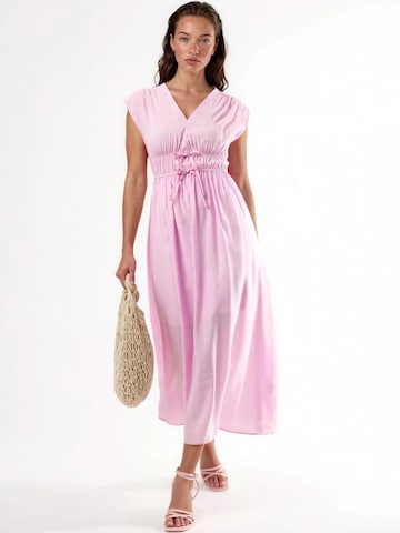Robe Busem en rose