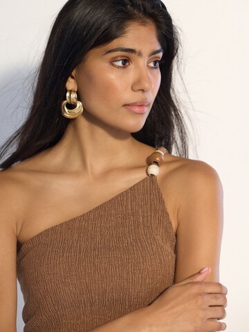 Next Топ в Коричневый