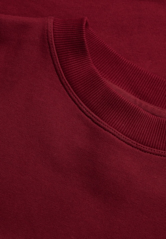 Sweat-shirt 'Heritage' Superdry & Co en rouge : devant