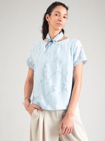 Bluză de la MORE & MORE pe albastru: față