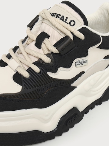 BUFFALO Matalavartiset tennarit 'ORBIT' värissä beige