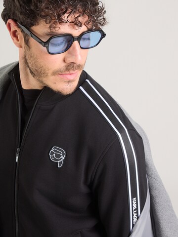 Karl Lagerfeld Суичъри с качулка в черно