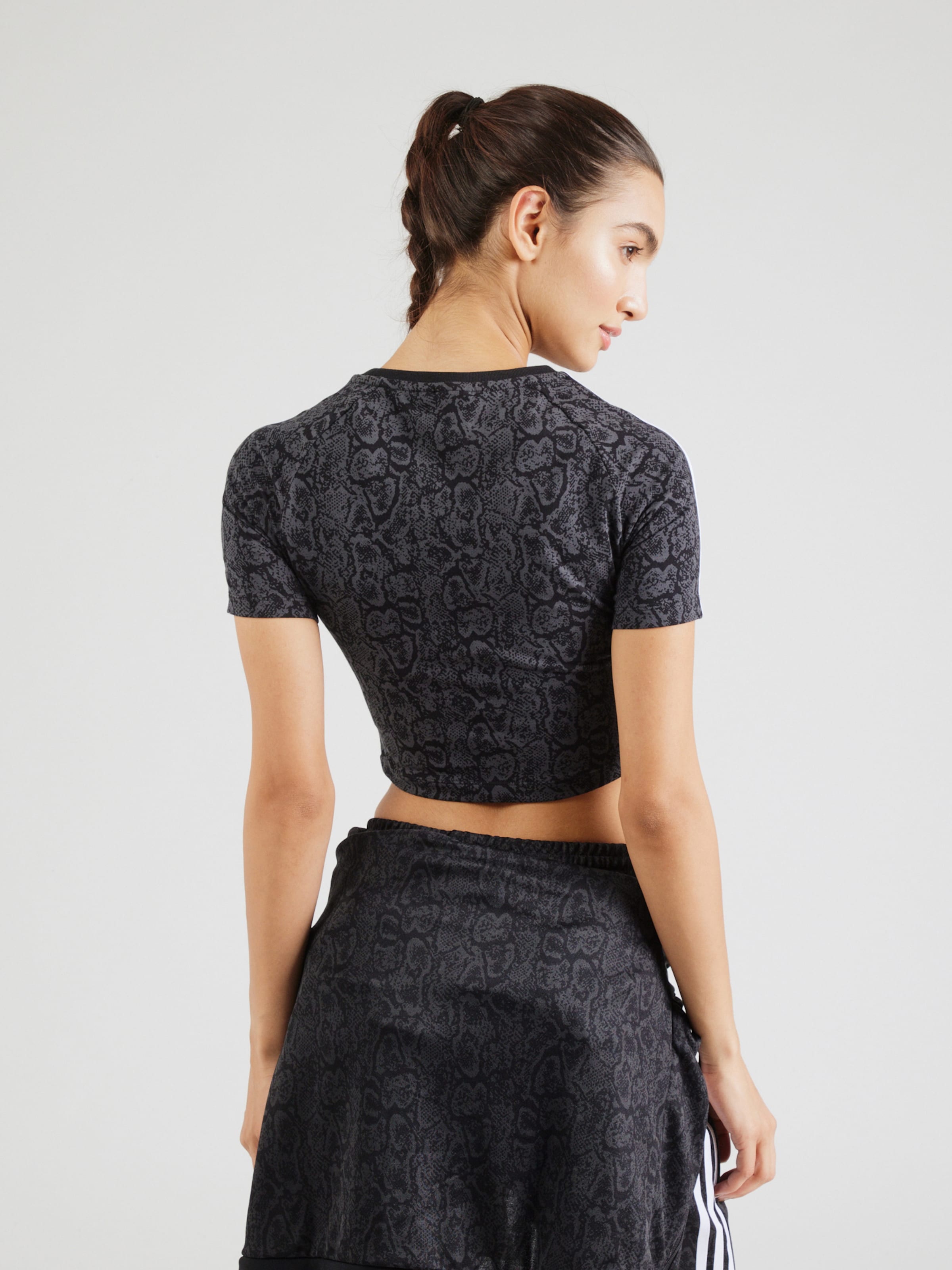 ★adidas★ Snake Baby Tee Black ADIDAS ORIGINALS Shirt 'Snake Baby' in Black | ABOUT YOU