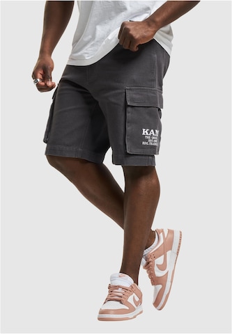 Regular Pantalon cargo Karl Kani en gris : devant