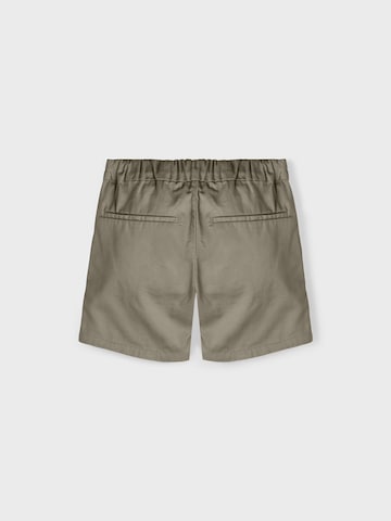 NAME IT Regular Shorts 'Freddy' in Grün