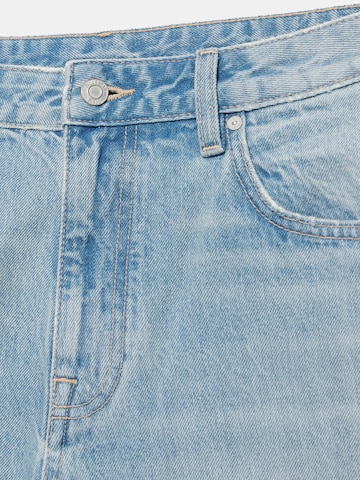 Pull&Bear Loose fit Jeans in Blue