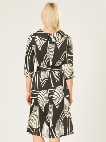 Quiosque - Vestido em preto