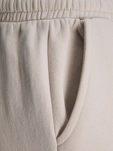 Tapered Pantaloni 'Abbie' di JJXX in beige