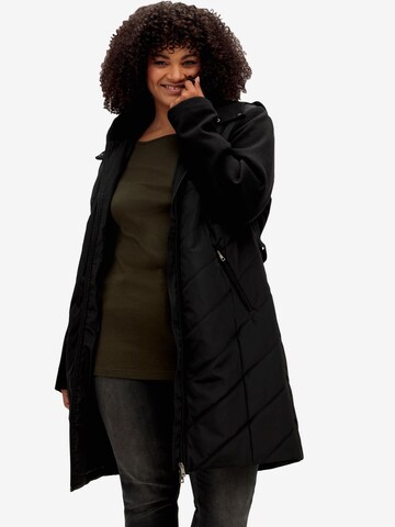 SHEEGO Between-Season Jacket in Black