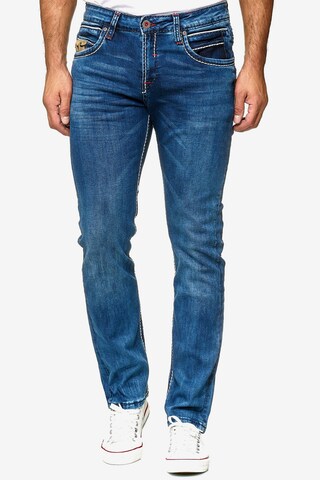 Rusty Neal Slimfit Jeans  im klassischen 5-Pocket-Style in Blau: predná strana