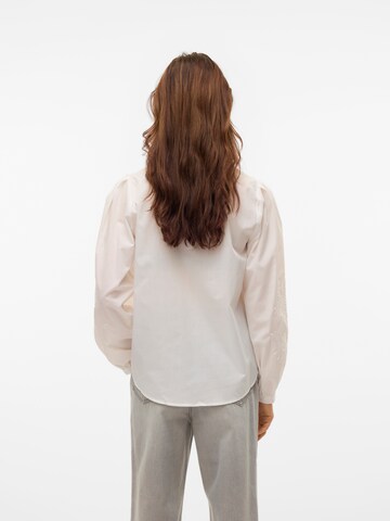 VERO MODA Blus 'VMKAVA' i vit