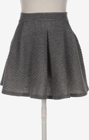 Bershka Skirt in S in Grey: front