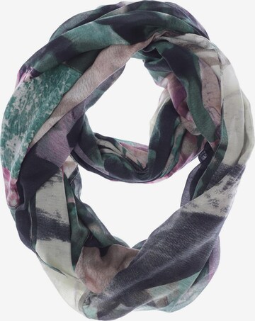 PIECES Scarf & Wrap in One size in Green: front