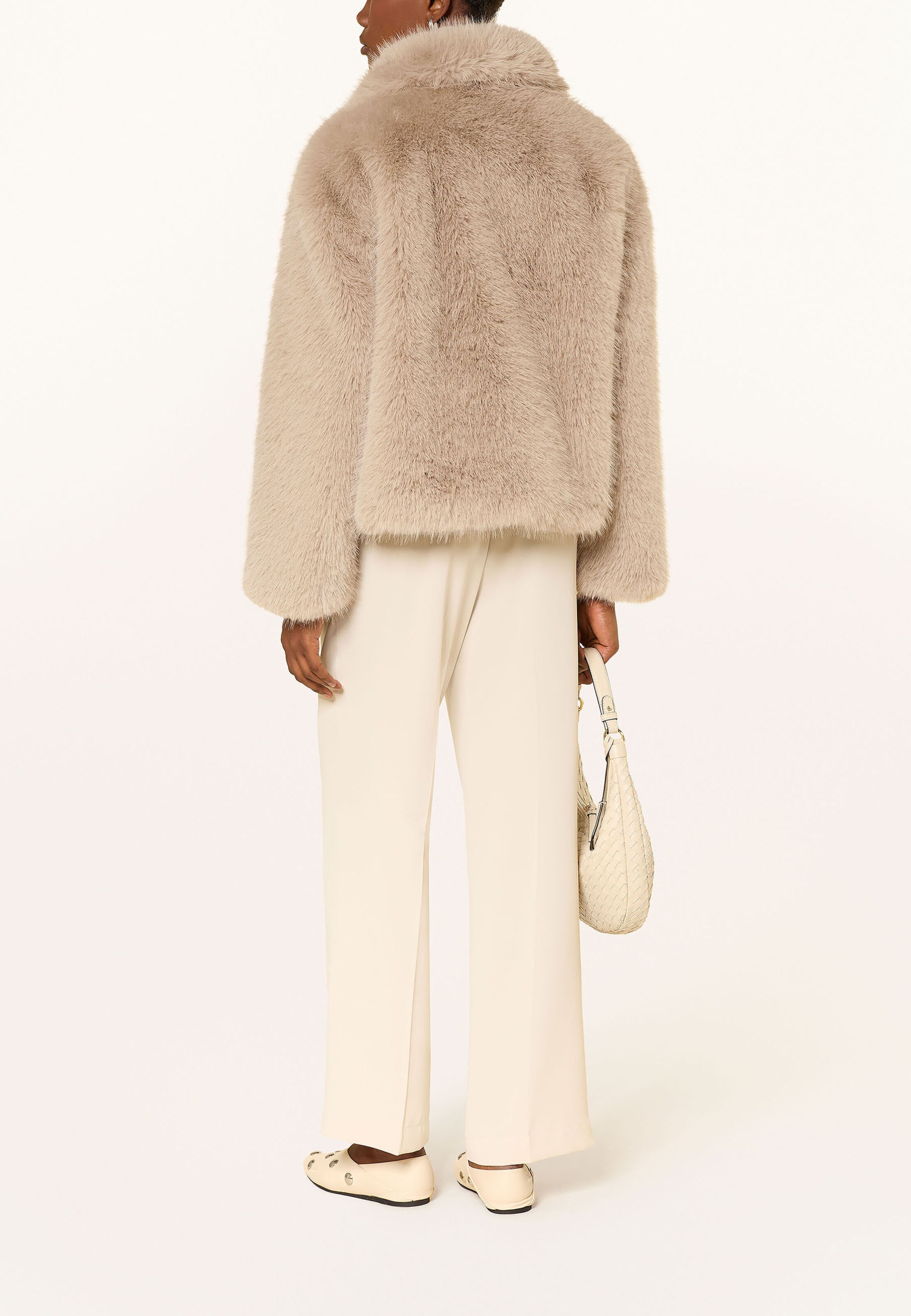 darling harbour Winter Jacket in Beige: back