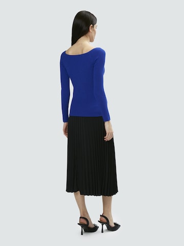 Influencer Pullover in Blau