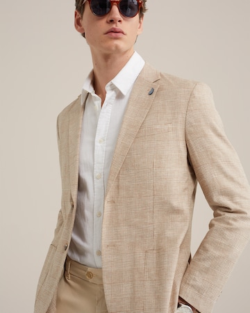 WE Fashion Slim Fit Pikkutakki värissä beige