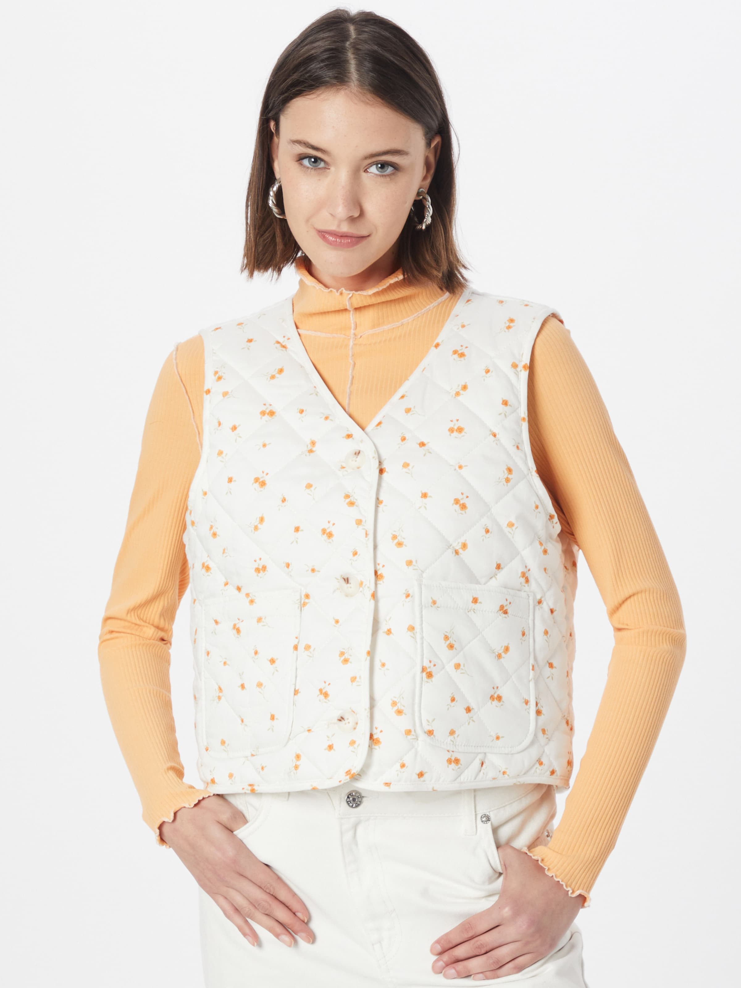 Monki Vest in White ABOUT YOU