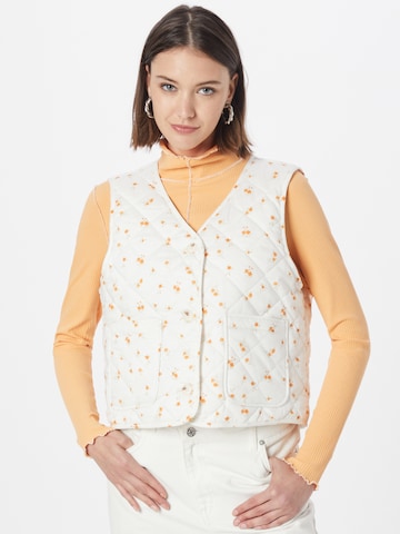 Monki Vest in White: front