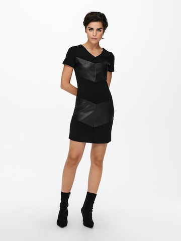 ONLY - Vestido 'Viola' em preto