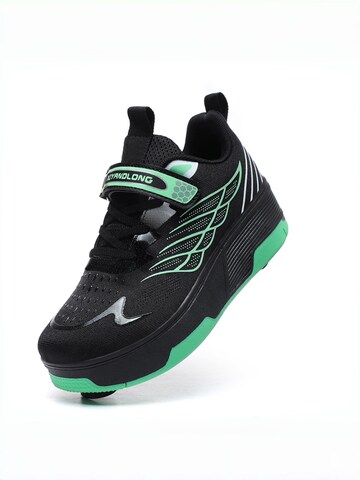 HUSKSWARE Inline and Roller Skates in Black