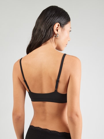 ETAM Bygelfri Behå 'PURE' i svart