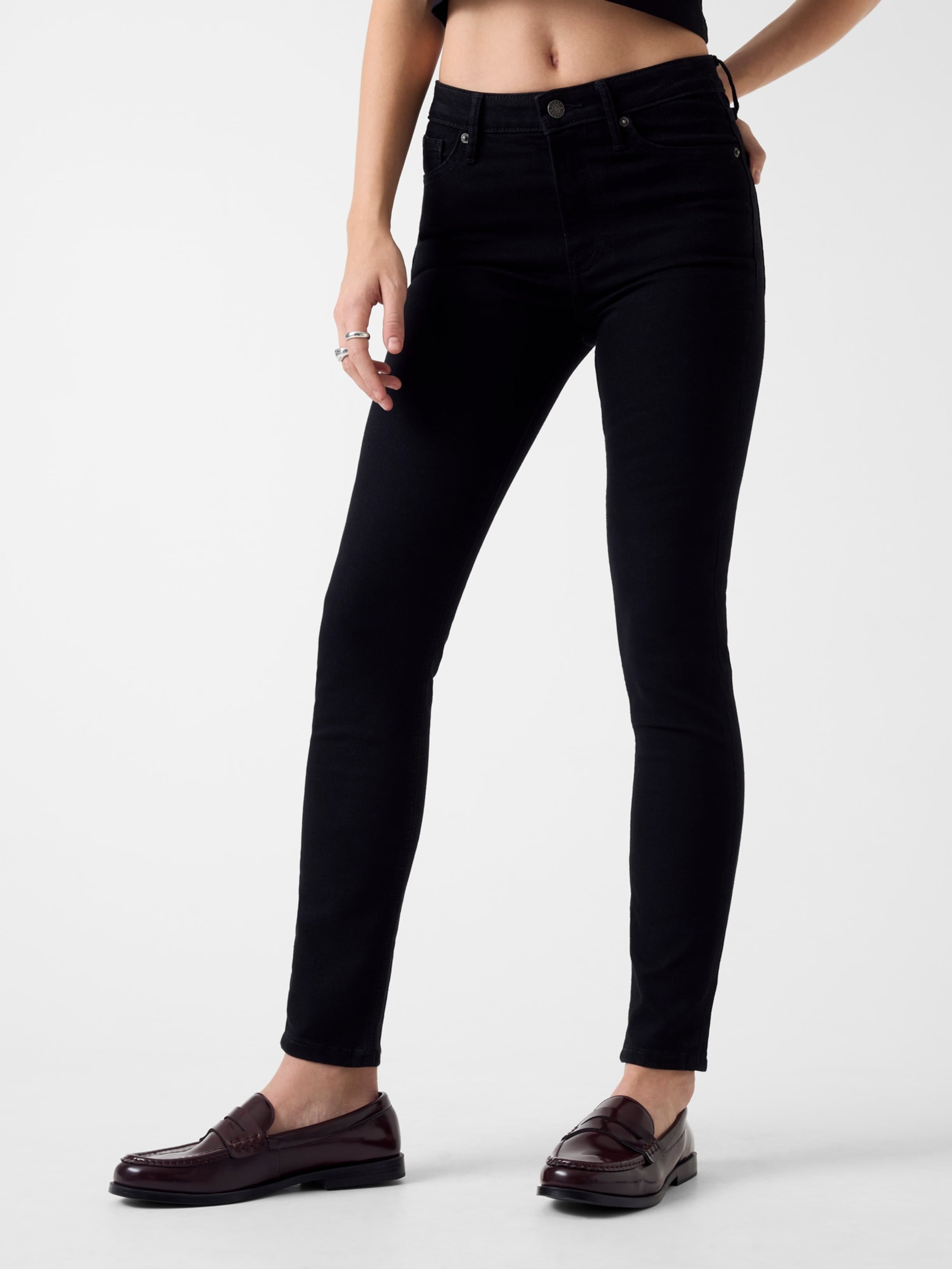 Slimfit Jeans 'G05' di GUESS JEANS in nero: frontale