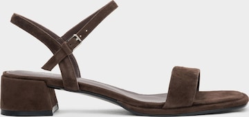 Estro Sandal '203-24110-35' i brun: framsida