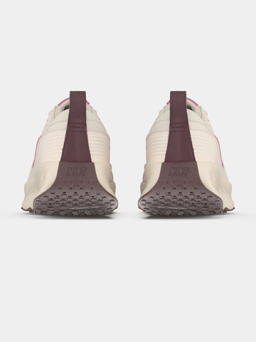 NIKE Springsko 'Legend Essential 4' i vit