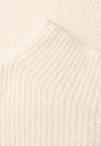 STREET ONE Sweater in Beige