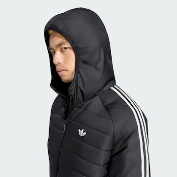 ADIDAS ORIGINALS - Chaqueta de invierno en negro