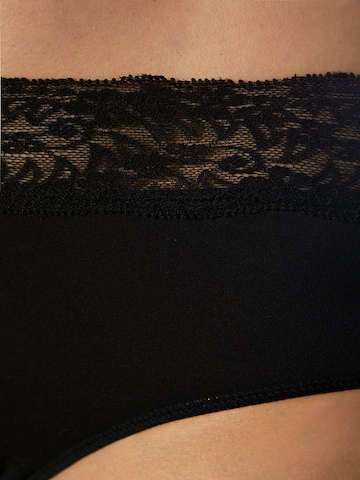 zd ZERO DEFECTS Panty 'Atenea lace high waist panty soy fiber ' in Schwarz