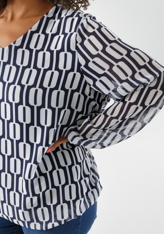 Aniston Blouse in Blue
