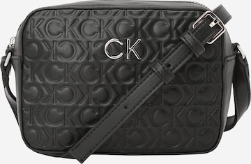 Calvin Klein Crossbody Bag in Black: front