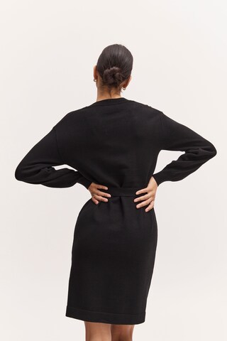 b.young Knitted dress in Black