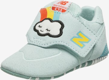 Scarpina primi passi di new balance in blu: frontale